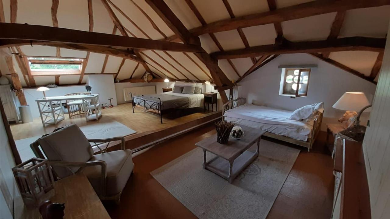 Bed and Breakfast En Bord De Riviere Casseneuil Exterior foto