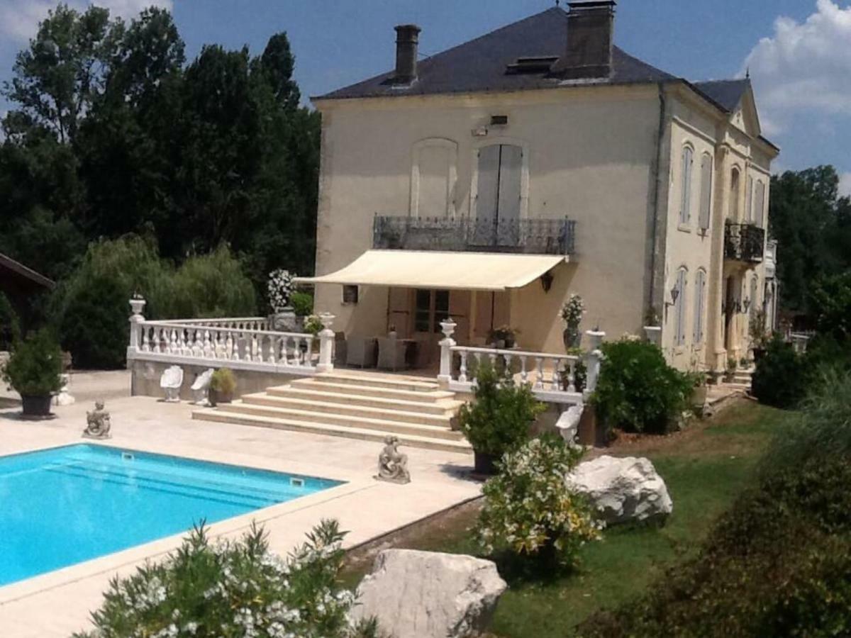 Bed and Breakfast En Bord De Riviere Casseneuil Exterior foto