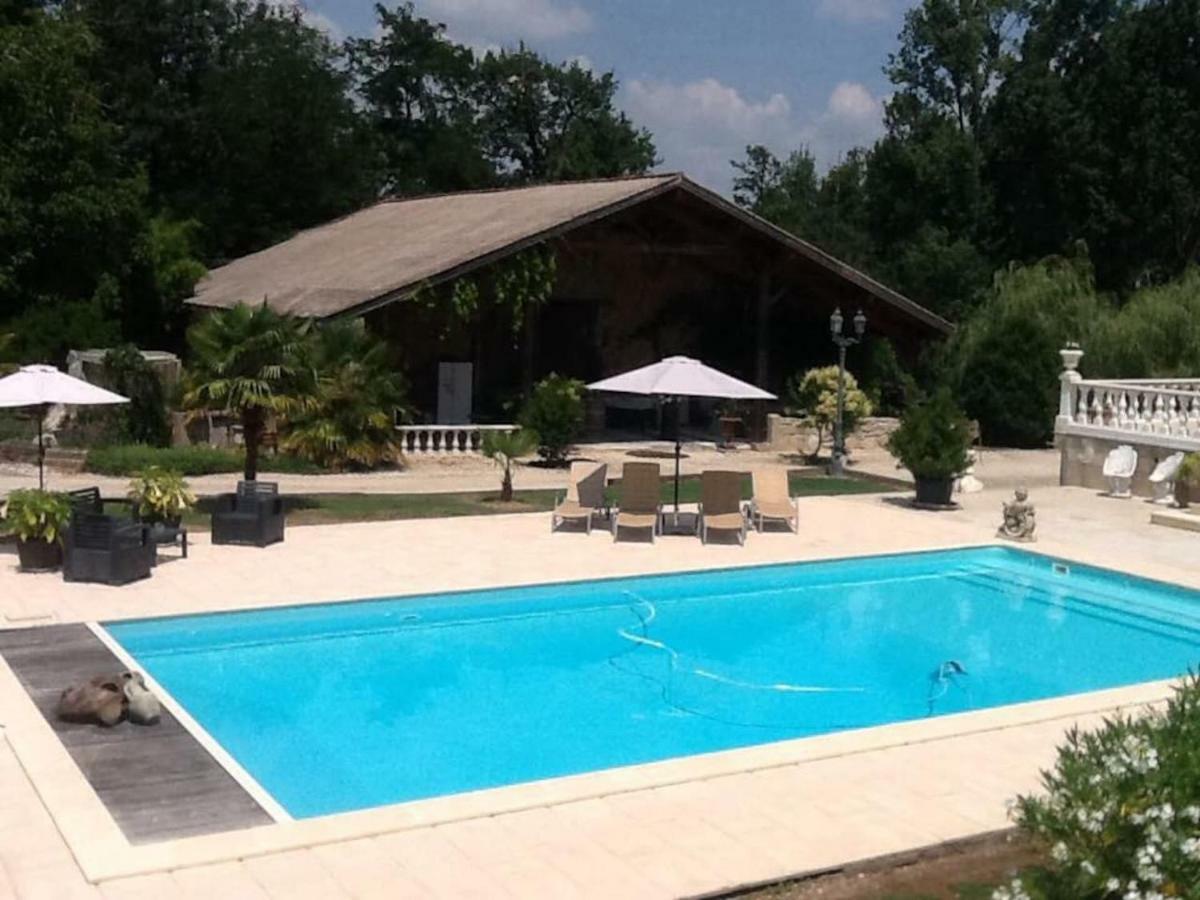 Bed and Breakfast En Bord De Riviere Casseneuil Exterior foto
