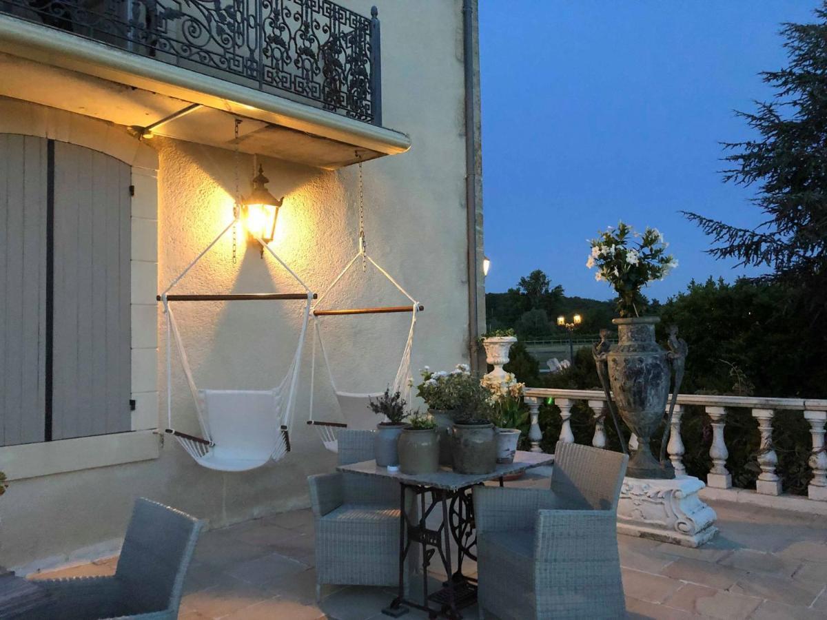 Bed and Breakfast En Bord De Riviere Casseneuil Exterior foto